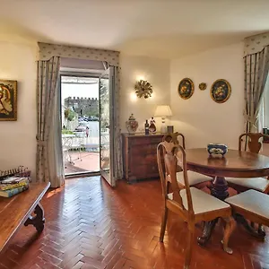 https://badia-vecchia-apartment.taorminaitalyhotels.com